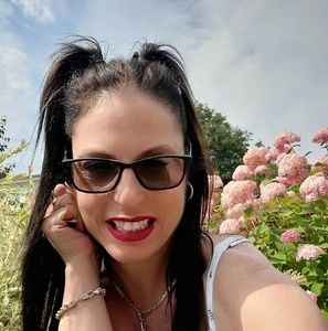 Meet your Posher, Sonia